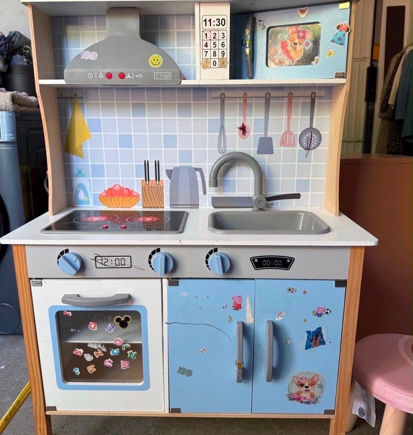 Leuke houten speelkeuken gratis af te halen, Ophalen, Gebruikt, Hout, Speelkeuken