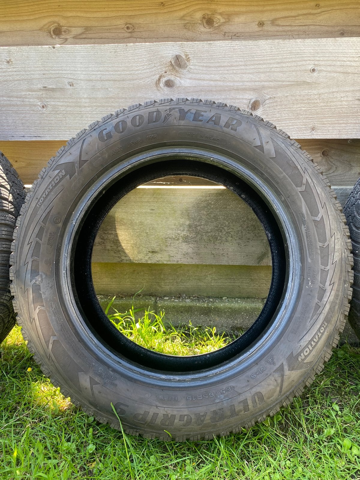 Goodyear Ultragrip 9 Winterbanden 185/65R15, Ophalen, Zo goed als nieuw