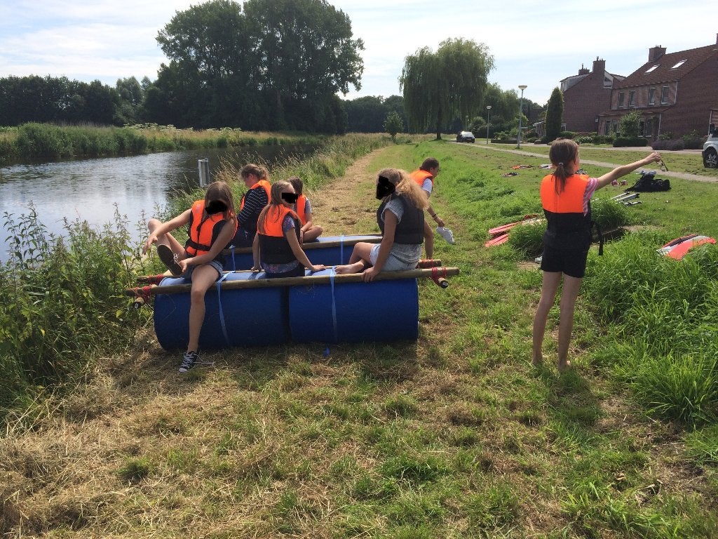 zwemvesten, Vlot, Blikgooien, Katapult, 220 l. vaten, Ophalen, Gebruikt