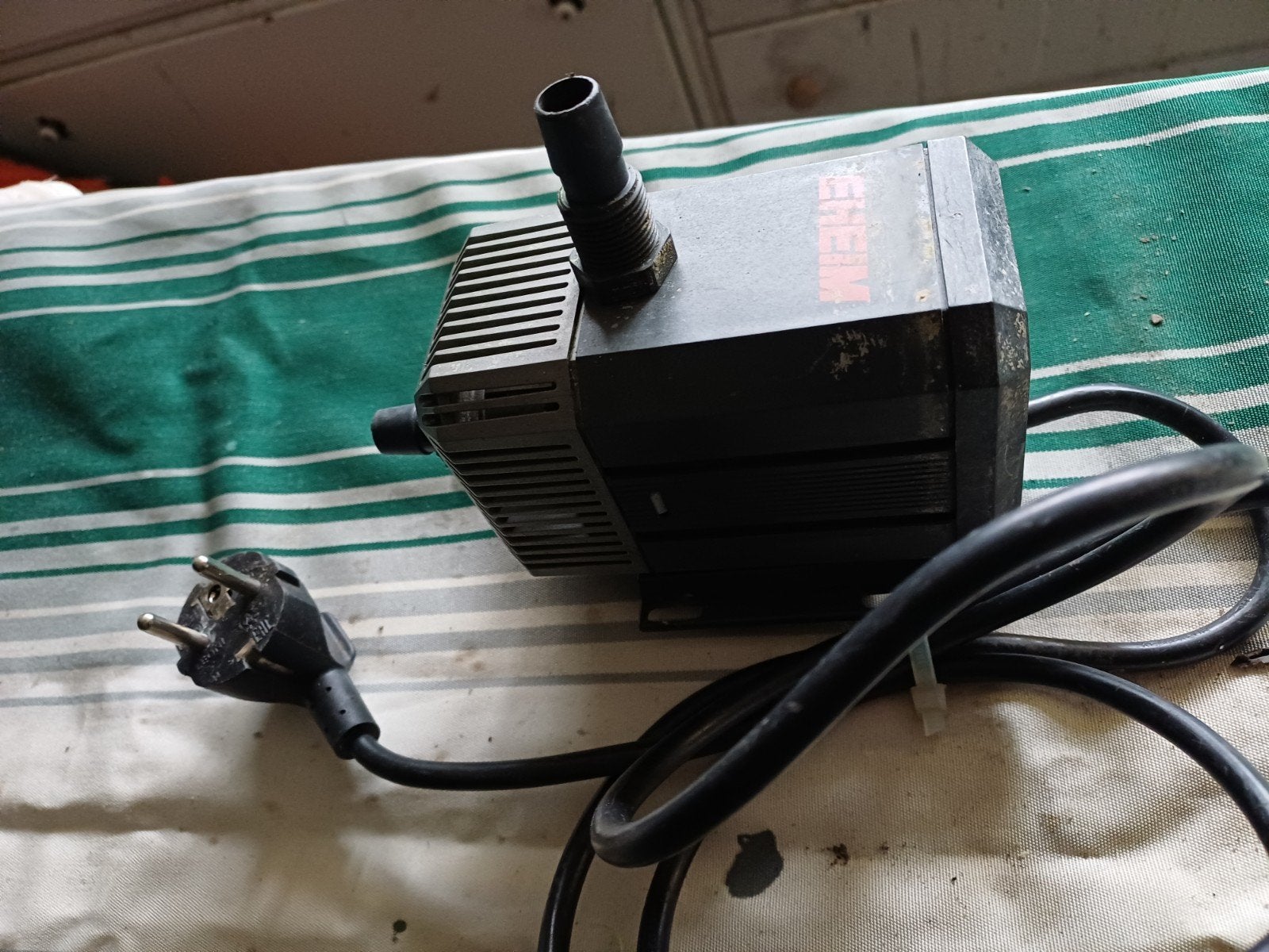 EHEIM Dompelpomp - Gebruikt maar functioneel, Ophalen, Gebruikt, Elektrisch, Dompelpomp