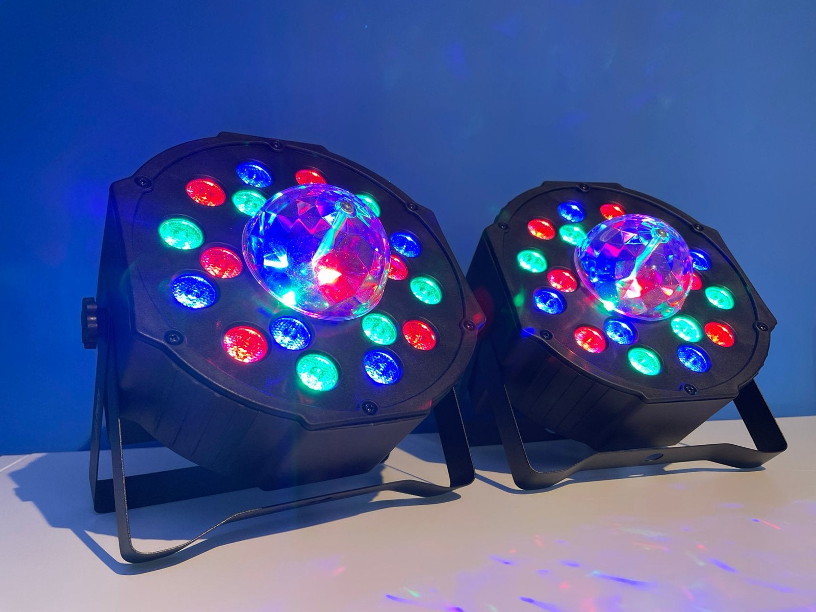 2 RGB DMX led parren met licht effect, Muziek en Instrumenten, Licht en Laser, Ophalen of Verzenden, Zo goed als nieuw, Licht