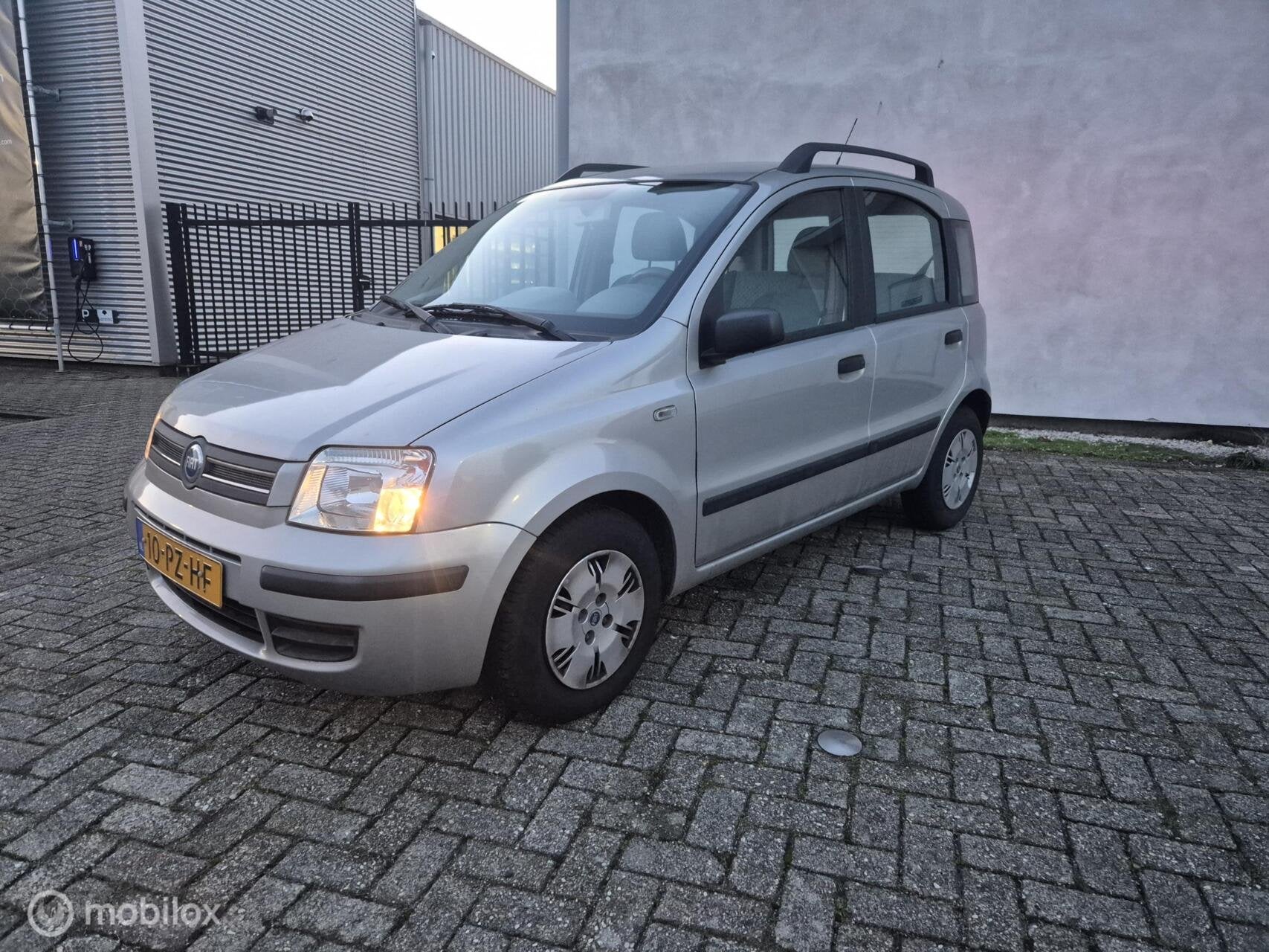 Fiat Panda 1.2 Dynamic automaat, Voorwielaandrijving, Dealer onderhouden, Stof, Gebruikt