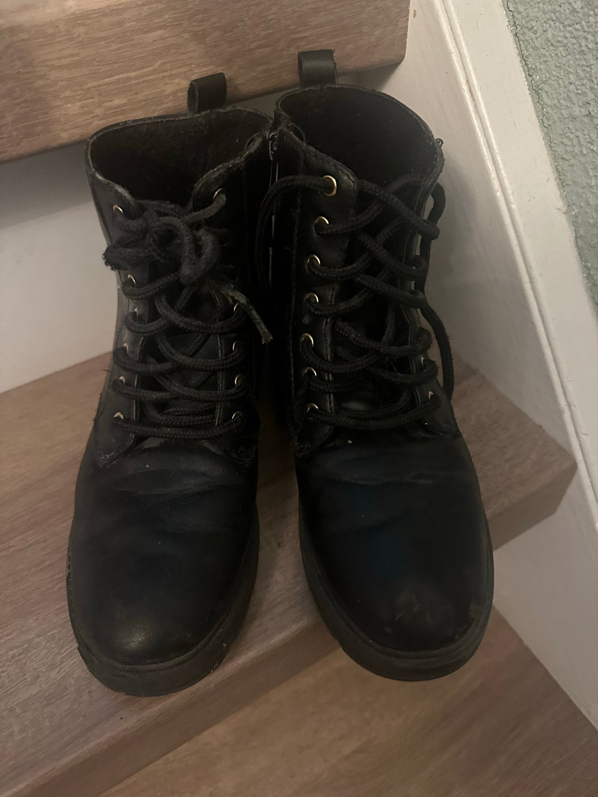 Zwarte leuke laarsjes maat 35 Hoofddorp., Ophalen, Gebruikt