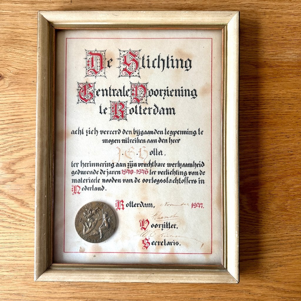 Penning hulp Oorlogs slachtoffers 1940-1946, Antiek en Kunst, Ophalen of Verzenden