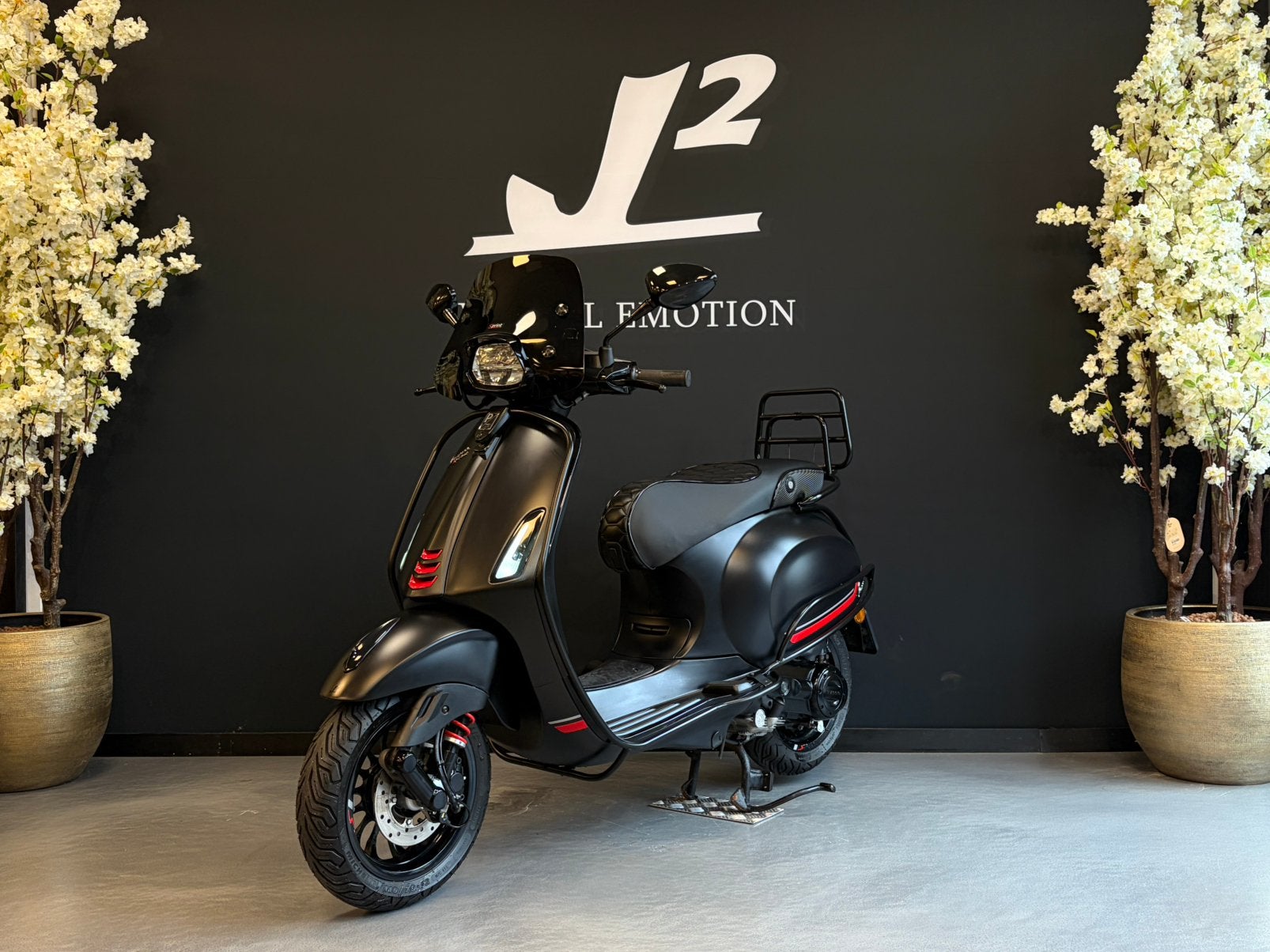 Vespa Sprint | Nero Convinto | Brom | 2021 | 3965 km, Fietsen en Brommers, Gebruikt, Overige modellen, ., Maximaal 45 km/u