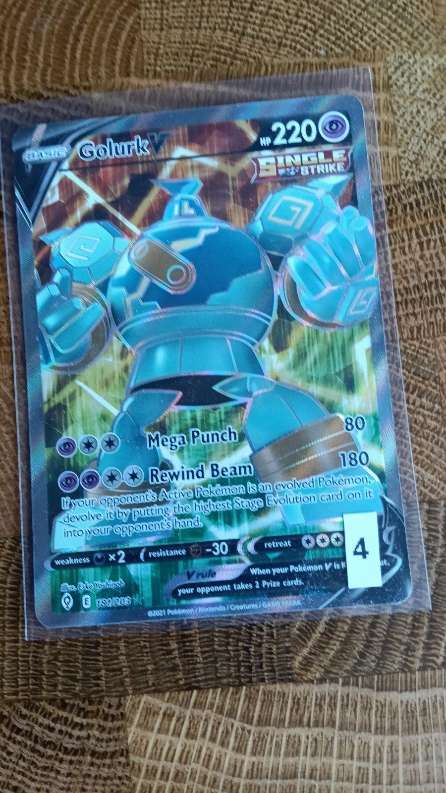 Pokémon Kaart: Golurk V 181/203 (Single Strike), Ophalen of Verzenden, Zo goed als nieuw, Losse kaart