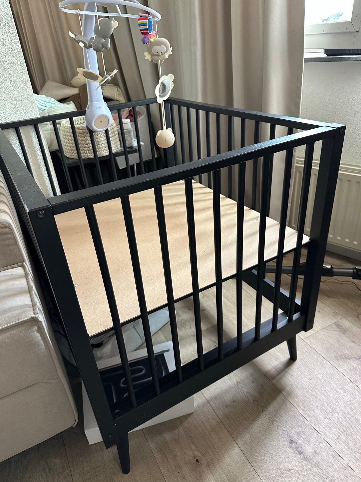 Europe Baby Box Evy - Zwart, Kinderen en Baby's, Ophalen, Gebruikt, Vierkant, In hoogte verstelbaar
