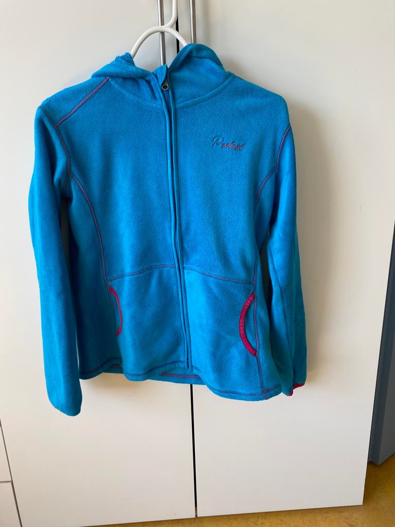 Protest fleece vest (blauw met roze accenten), Kinderen en Baby's, Kinderkleding | Maat 176, Ophalen of Verzenden, Zo goed als nieuw