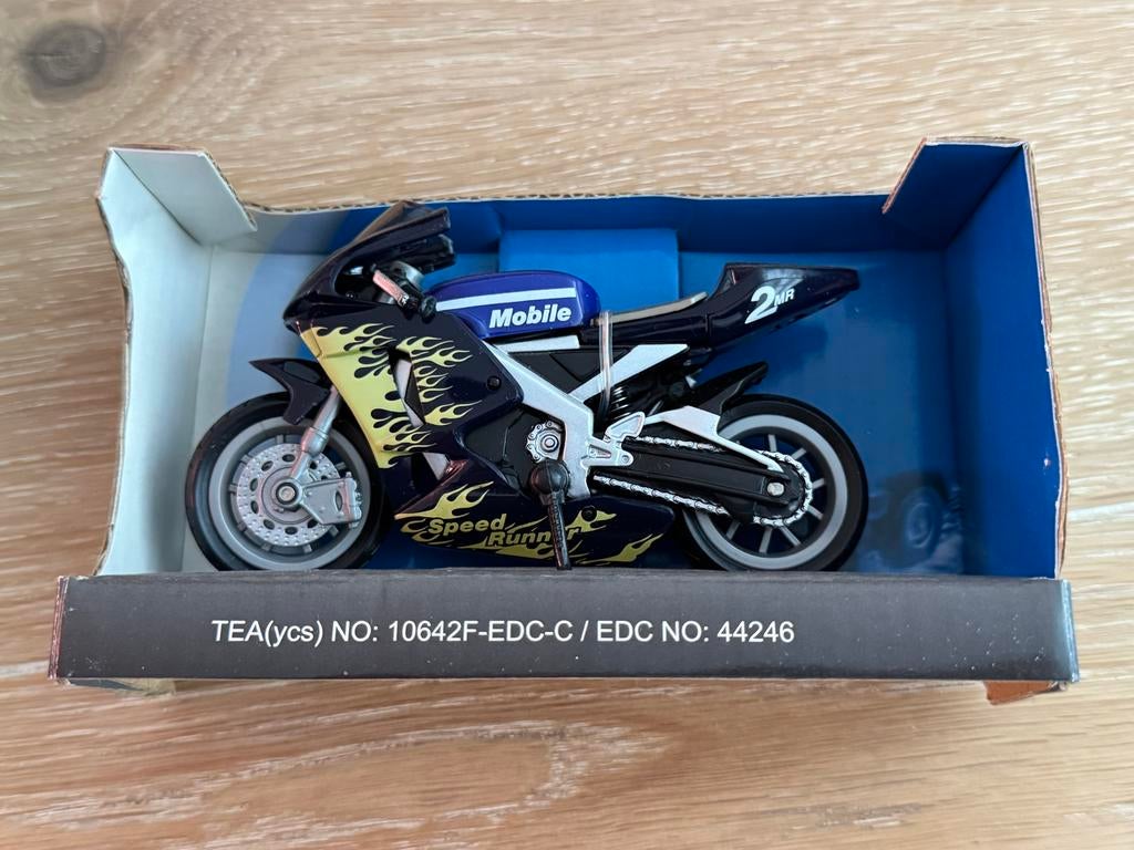 Gearbox Racing Motor Bike nr. 44246 - Schaal 1:18, Ophalen of Verzenden, Zo goed als nieuw, Motor, Overige merken