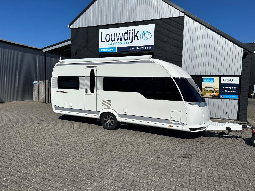 HOBBY Premium 540 UFE ’15 (Mover, Luifel), Caravans en Kamperen, Rondzit, 7 tot 8 meter, Bedrijf, Kelvinstraat 23
7701BZ  Dedemsvaart, NL