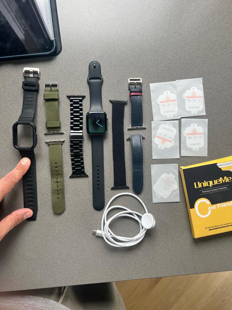 Apple Watch series 6 met diverse bandjes en accessoires, Hartslag, Zwart, IOS, Ophalen of Verzenden