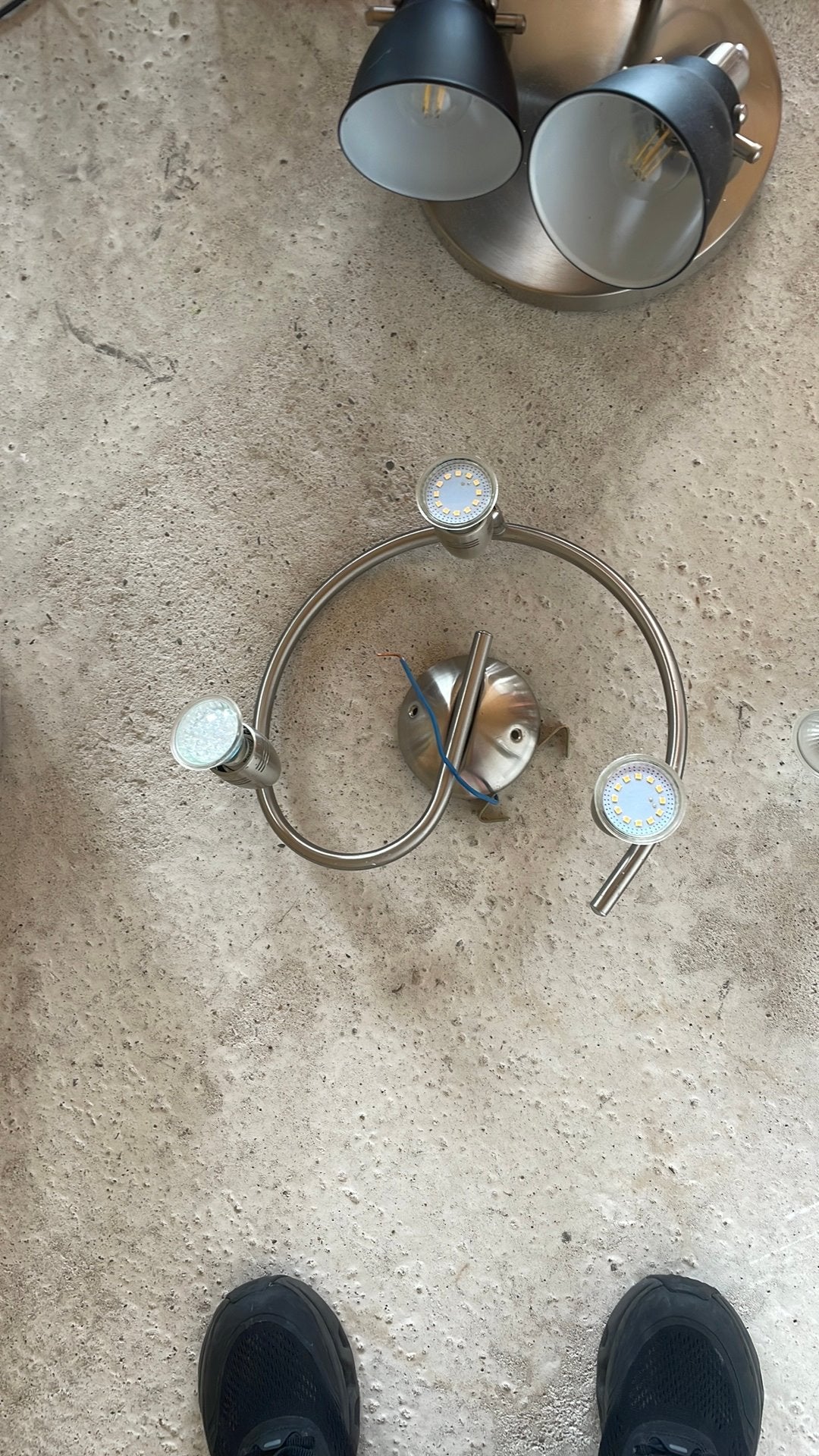 Plafondlamp, Ophalen