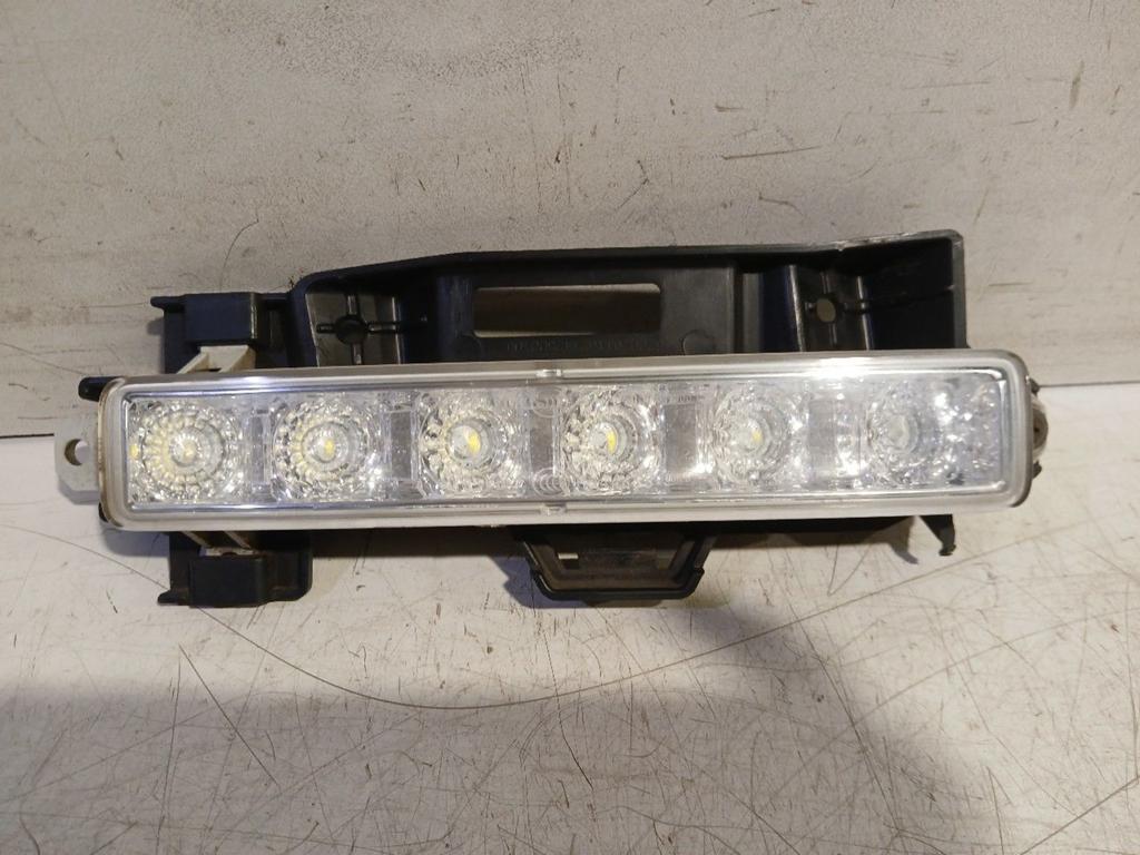 Daglichtrijverlichting rechts voor Peugeot 108, Onderdelen@venauto.nl, Van der Ven Autorecycling B.V., Gebruikt, Ettenseweg 76, 4706 PB Roosendaal, The Netherlands