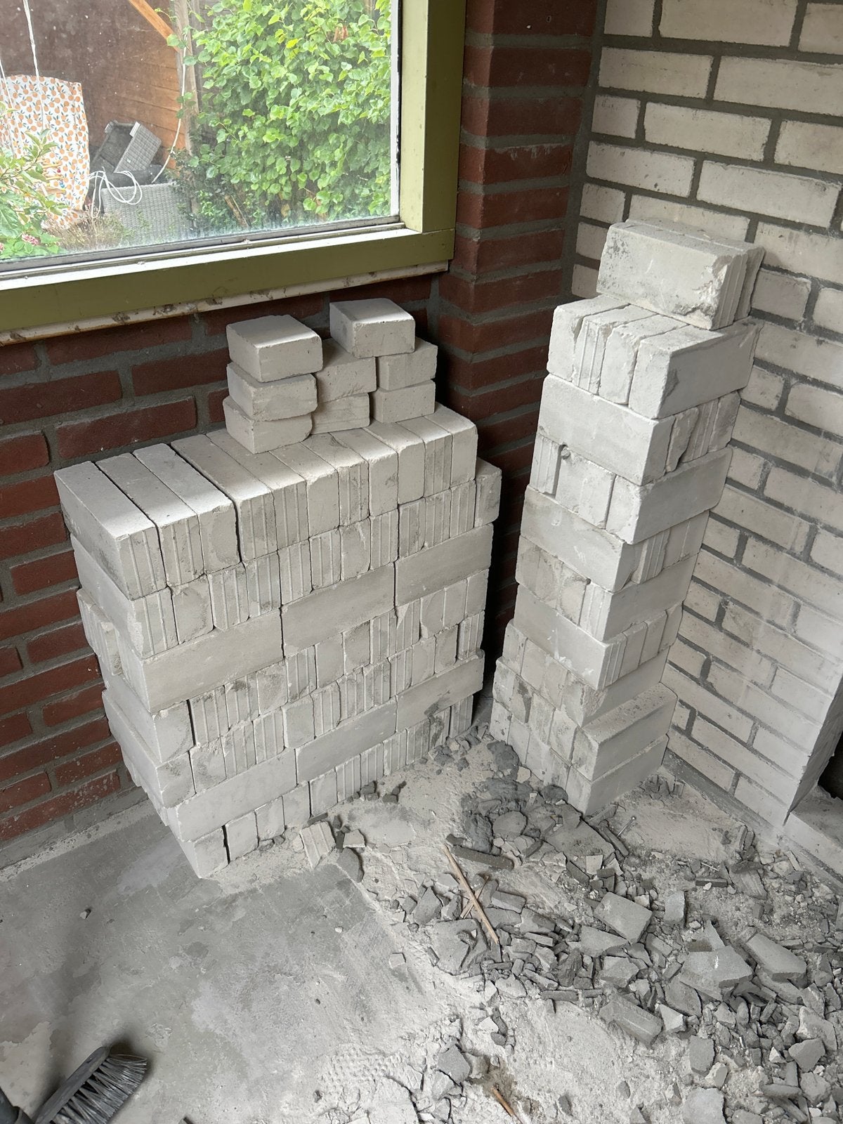 122 schoongemaakte kalkzandstenen, Doe-het-zelf en Verbouw, Metselstenen, Ophalen, Gebruikt, Kalkzandstenen