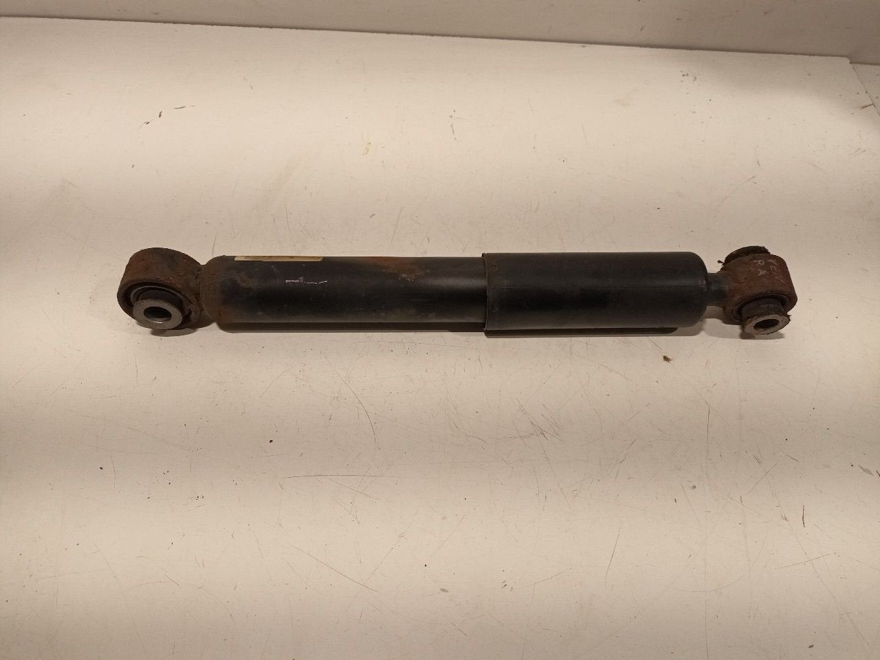 Schokbreker rechts achter Peugeot Partner, Onderdelen@venauto.nl, Van der Ven Autorecycling B.V., Gebruikt, Ettenseweg 76, 4706 PB Roosendaal, The Netherlands