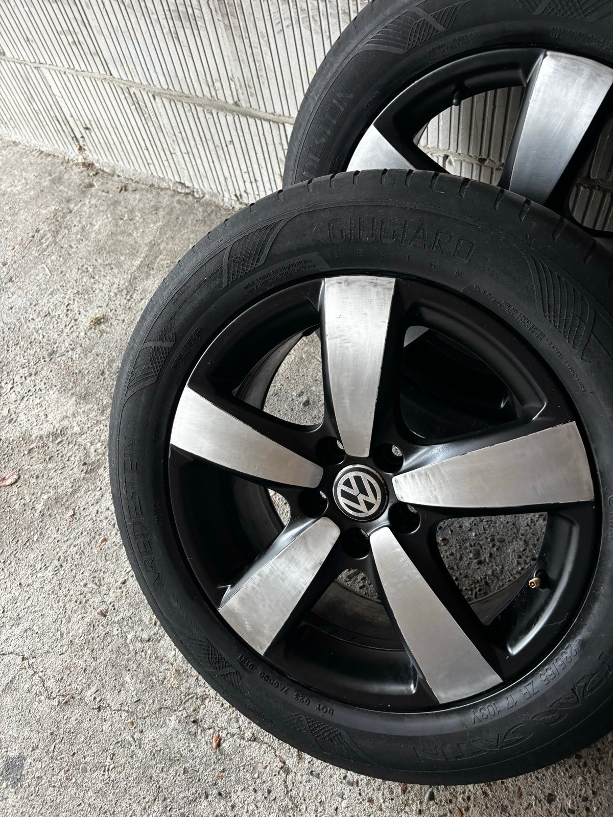 Originele VW Tiguan velgen met zomerbanden, Auto diversen, Ophalen of Verzenden, Gebruikt