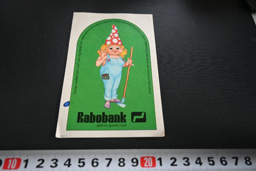 sticker rabobank geld en goede raad strip kabouter meisje, Ophalen of Verzenden, Zo goed als nieuw