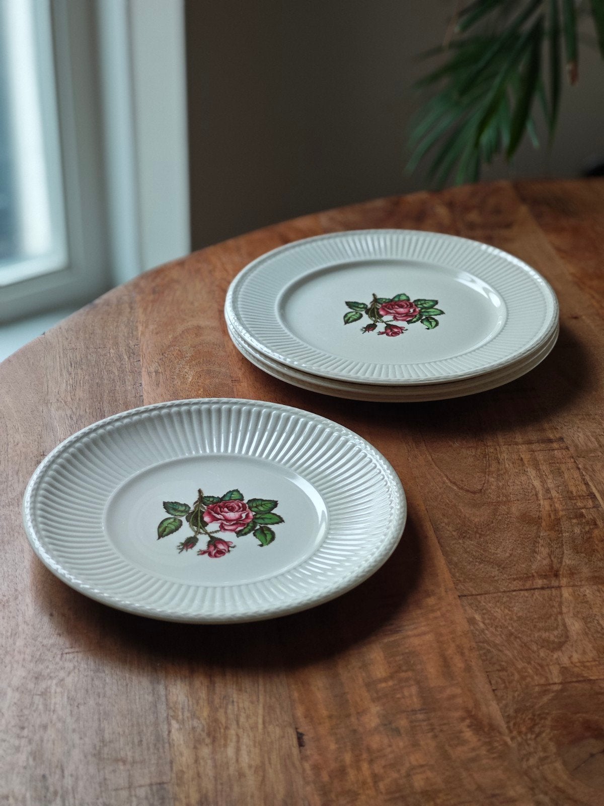 4 borden Wedgwood Moss Rose (Etruria & Barlaston), Ophalen