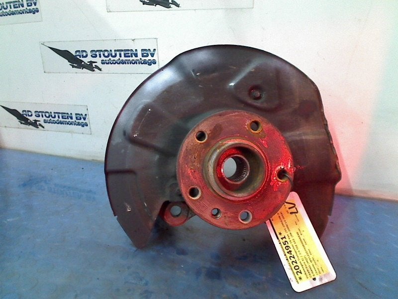 Fusee Links Voor Volkswagen Transporter T5 (2009-09/2015-08), Gebruikt, Volkswagen, Volkswagen AG, Kundenbetreuung@volkswagen.de