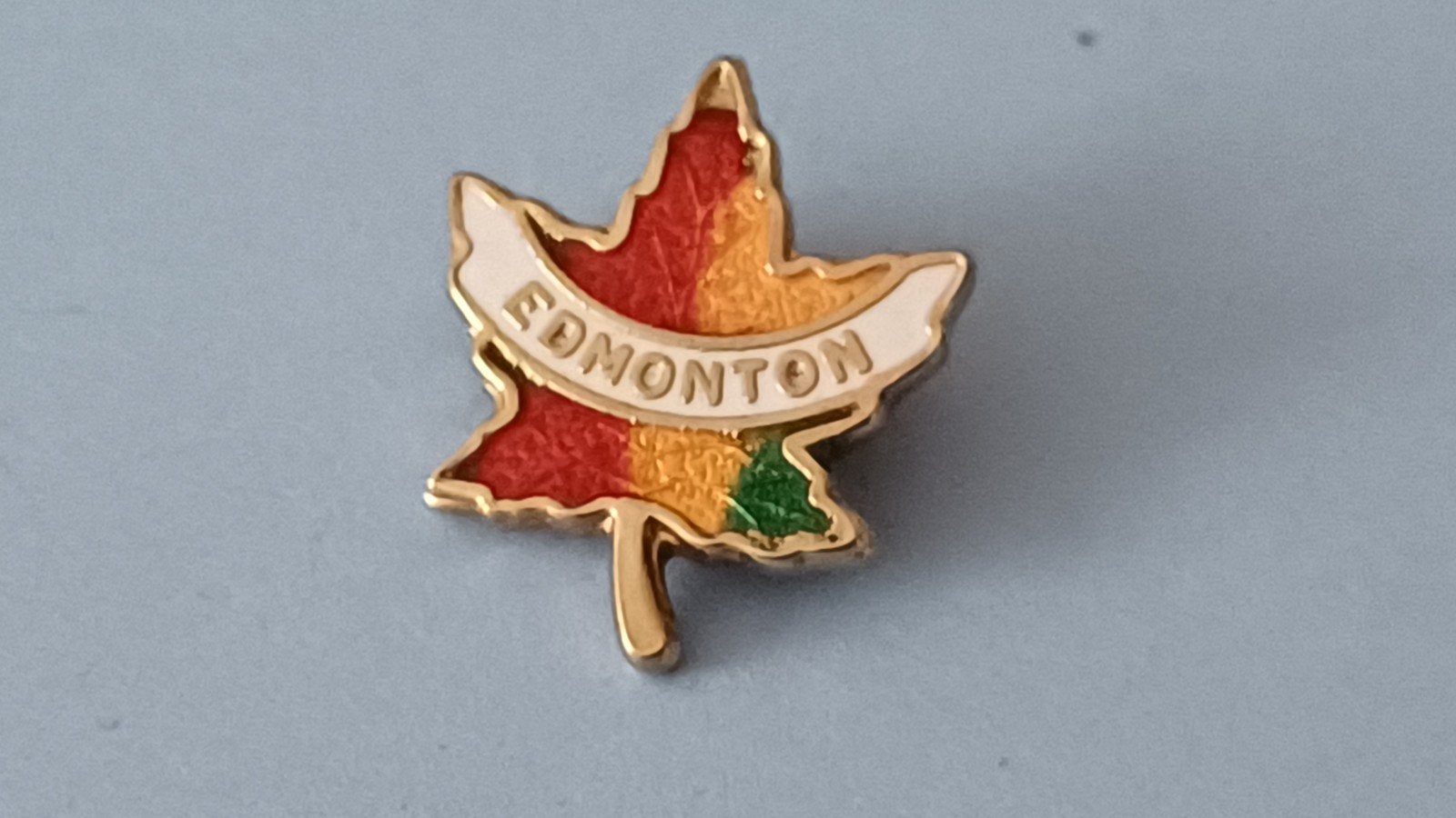 Edmonton, Canada, Verzamelen, Speldjes, Pins en Buttons, Ophalen of Verzenden, Nieuw, Stad of Land, Speldje of Pin