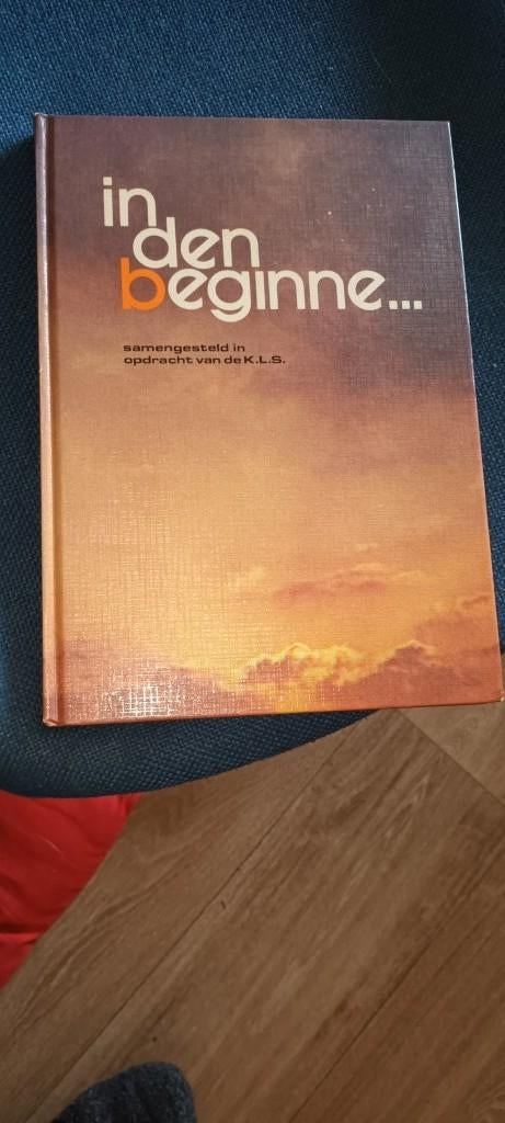 Oudijn, W. e.a.; In den beginne/lessen over Evolutie theorie, Ophalen of Verzenden, Gelezen, Oudijn, W., Christendom | Protestants