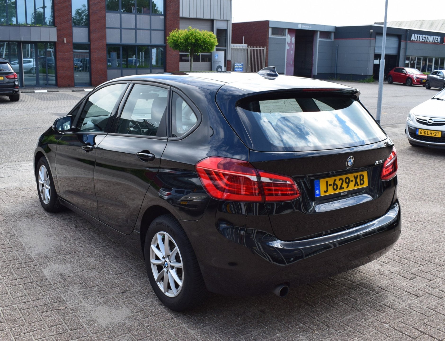 BMW 2-serie Active Tourer 218i Centennial High Executive |AU, Auto's, 1345 kg, Gebruikt, Automatische klimaatregeling, Zwart