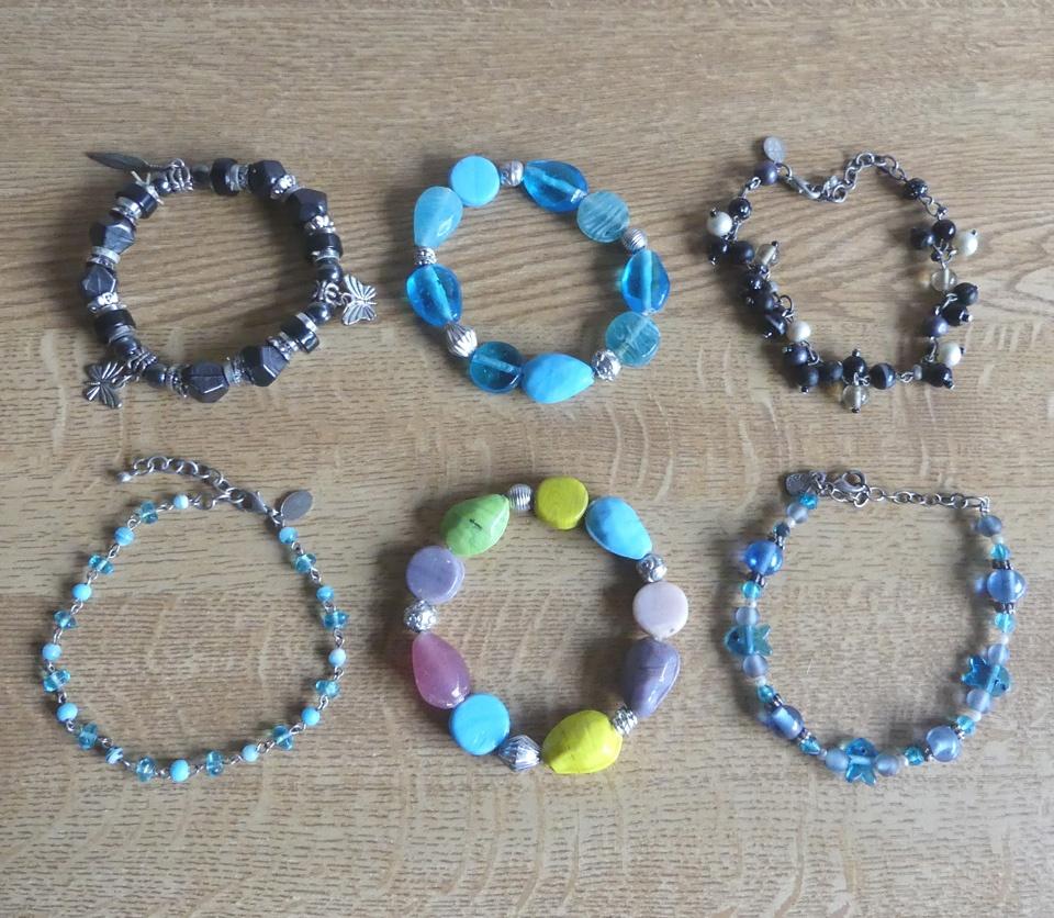Zes armbanden dames armbandjes blauw zwart MKM design, Sieraden, Tassen en Uiterlijk, Armbanden, Gebruikt, Blauw, Ophalen of Verzenden
