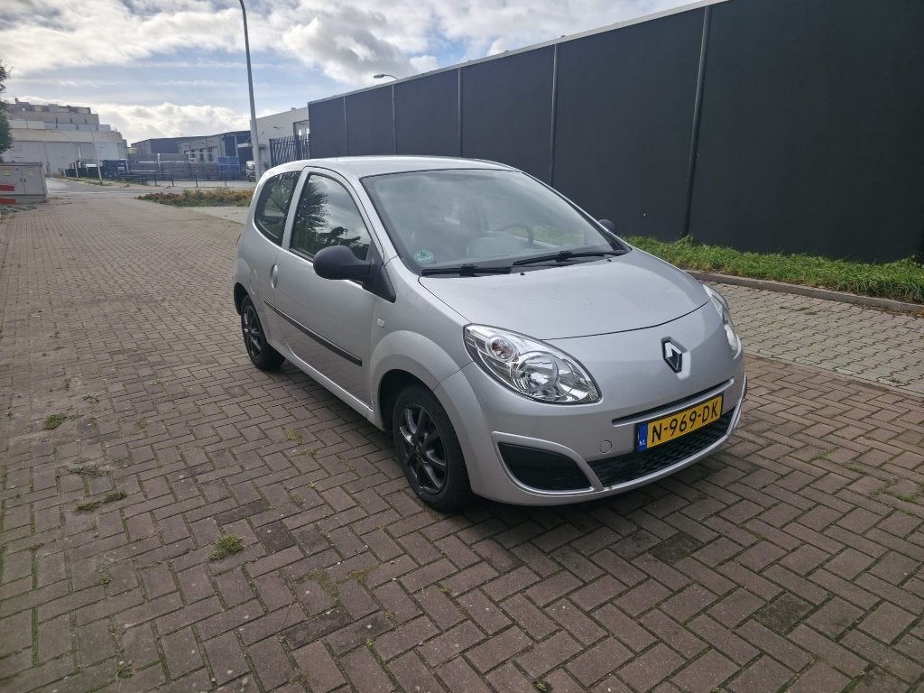 Renault Twingo 1.1 2010 Grijs, Auto's, Voorwielaandrijving, 4 cilinders, Bedrijf, Bluetooth