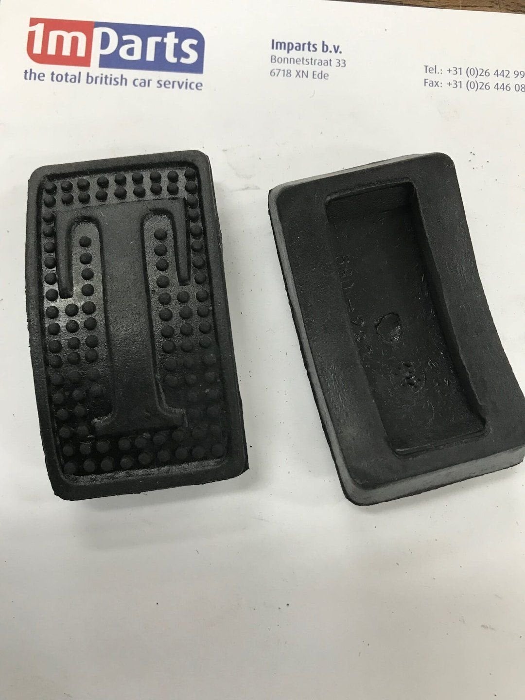 Nieuw pedaal rubber voor uw TRIUMPH TR en Spitfire. Per stuk, Auto-onderdelen, -, Overige automerken, -, Nieuw