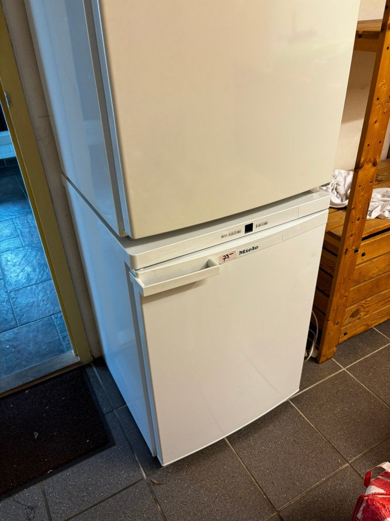Miele vriezer tafelmodel, Ophalen, Gebruikt, Minder dan 60 cm, 85 tot 120 cm