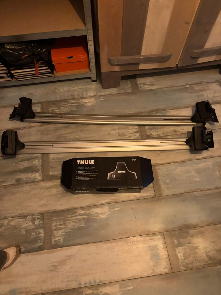 Thule dakdragers met Rapid System voor Volvo V40 (2009-2015), Ophalen of Verzenden, Gebruikt