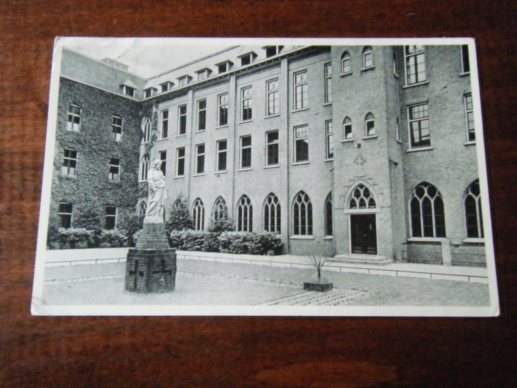 Q4 - Bergen op Zoom - Juvenaat H. Hart - Mooi/Oud, Ophalen of Verzenden, 1940 tot 1960, Noord-Brabant