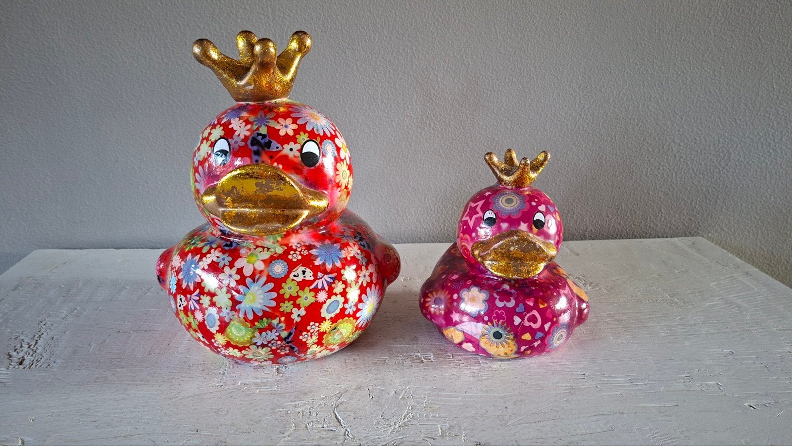 Set van 2 Pomme Pidou Spaarpotten – Eend Ducky (XL & L), Ophalen of Verzenden, Gebruikt, Steen, Aardewerk of Keramiek, Dier