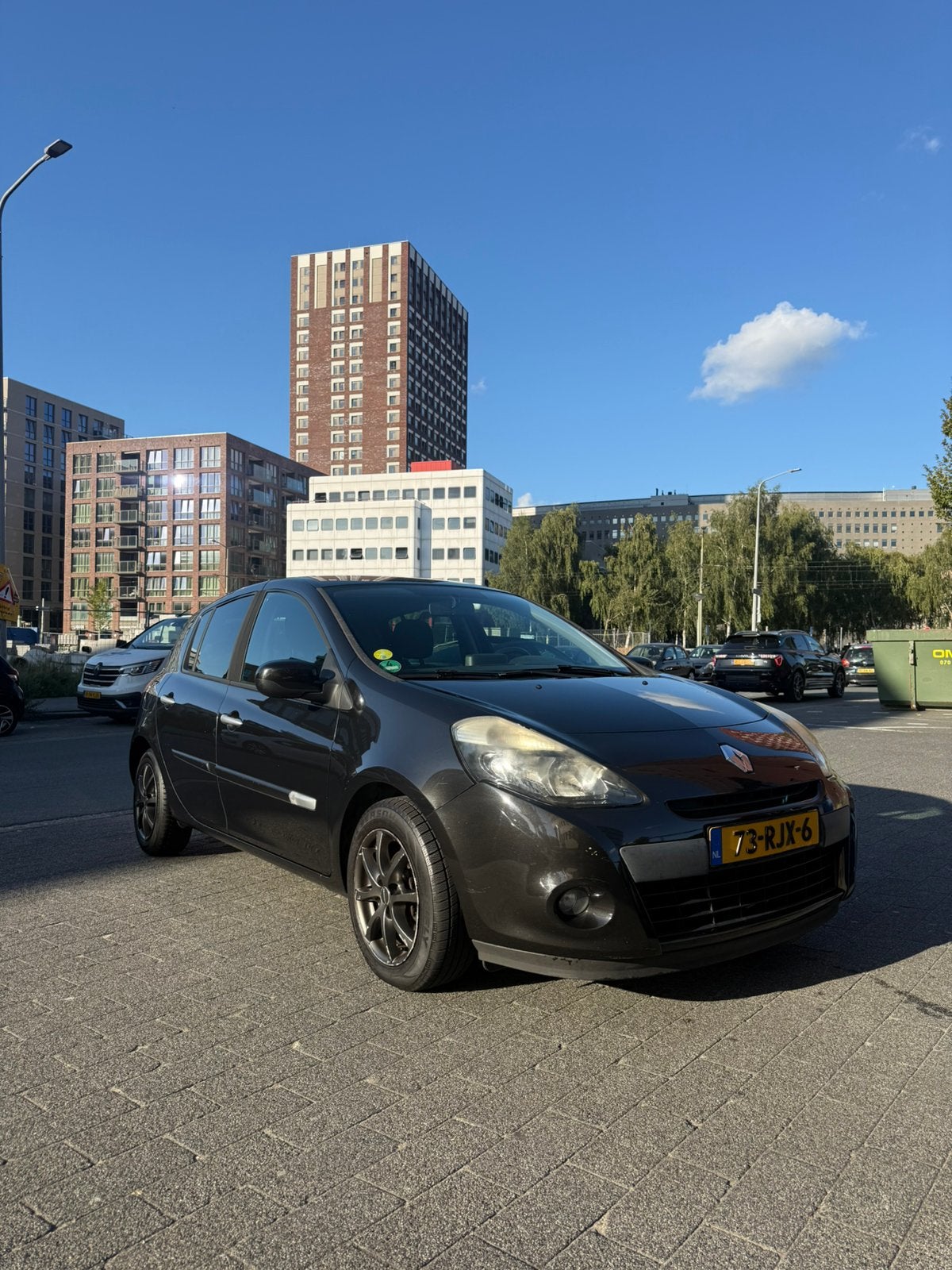 Renault clio 1.5 dCi PARISIENNE/NAVI/AIRCO (2011), Zwart, Zwart, Bedrijf, Te koop
