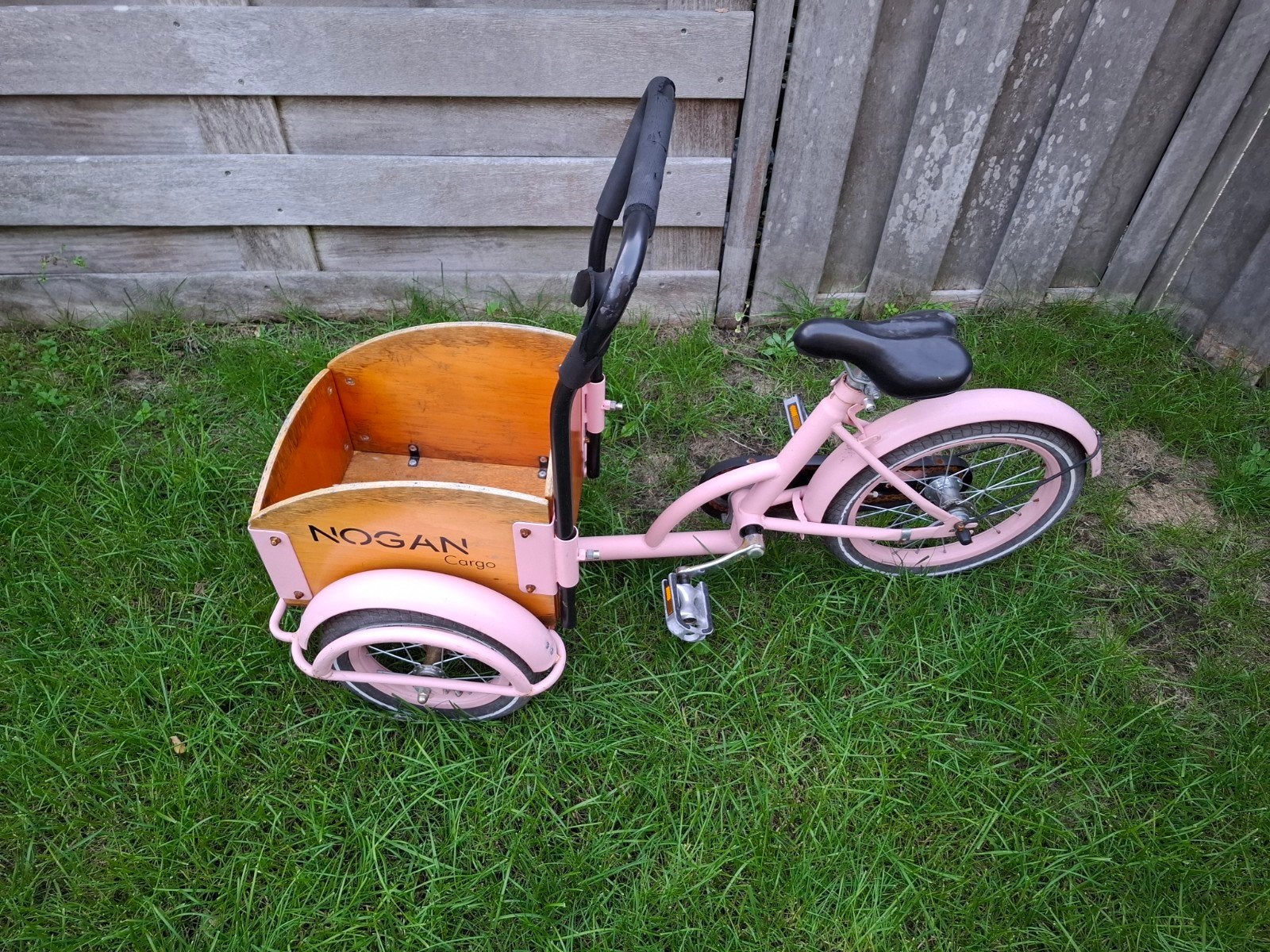 Nogan Cargo bakfiets roze -  16 inch, Terugtraprem, Gebruikt, Goederen, Ophalen