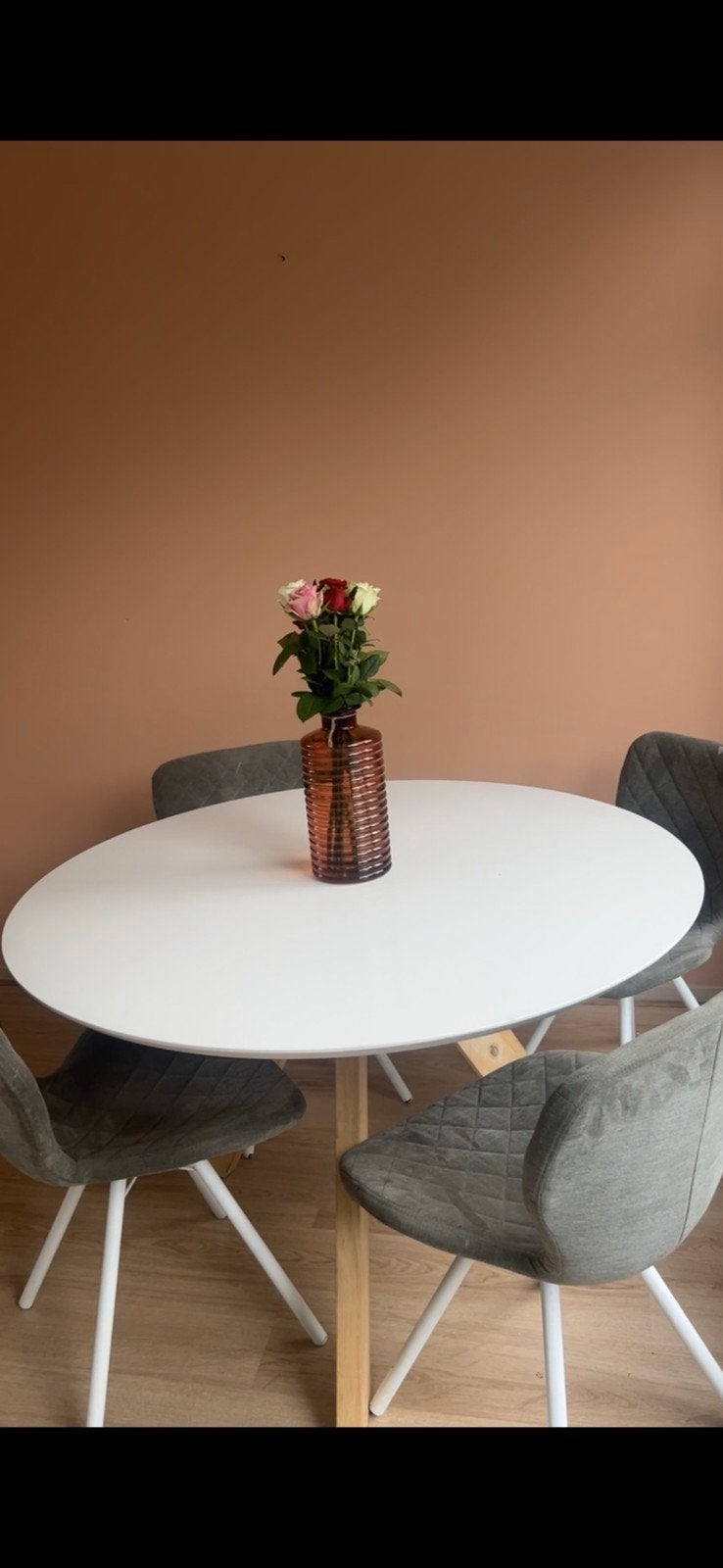 Ronde witte eettafel - 140cm diameter, Huis en Inrichting, Ophalen, Overige materialen, Gebruikt, Rond