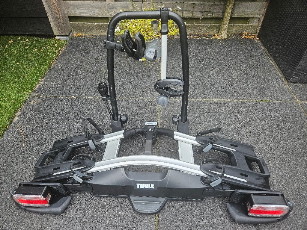 Thule VeloCompact 925 kantelbare fietsendrager, Auto diversen, Ophalen, 2 fietsen, Zo goed als nieuw, Trekhaakdrager