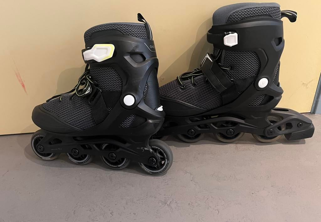 Skeelers Decathlon + beschermers - maat 40, Dames, Zo goed als nieuw, Inline skates 4 wielen, Ophalen