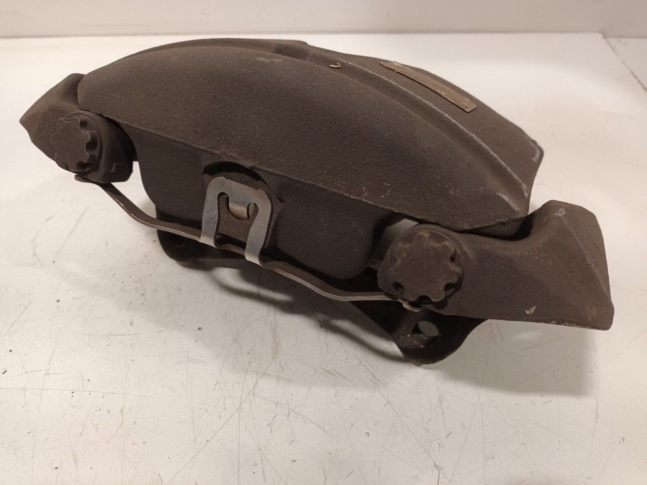 Remklauw links voor Audi A4, Auto-onderdelen, Onderdelen@venauto.nl, Van der Ven Autorecycling B.V., Gebruikt, Ettenseweg 76, 4706 PB Roosendaal, The Netherlands