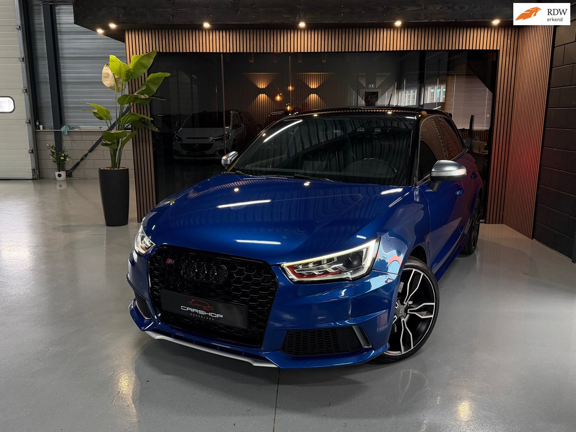 Audi S1 2.0 TFSI Quattro Pro Line Plus LED/CRUISE/NAVI/PDC, Gebruikt, 4 cilinders, 1984 cc, Leder en Stof