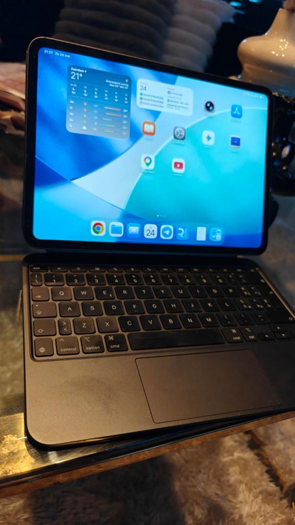 Apple iPad Pro 11” M5 256GB + Magic Keyboard | 100% batterij, Computers en Software, Apple iPads, 11 inch, Ophalen of Verzenden