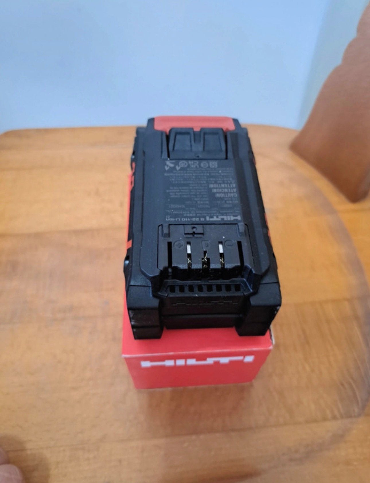 Hilti batterij, Ophalen of Verzenden, Zo goed als nieuw