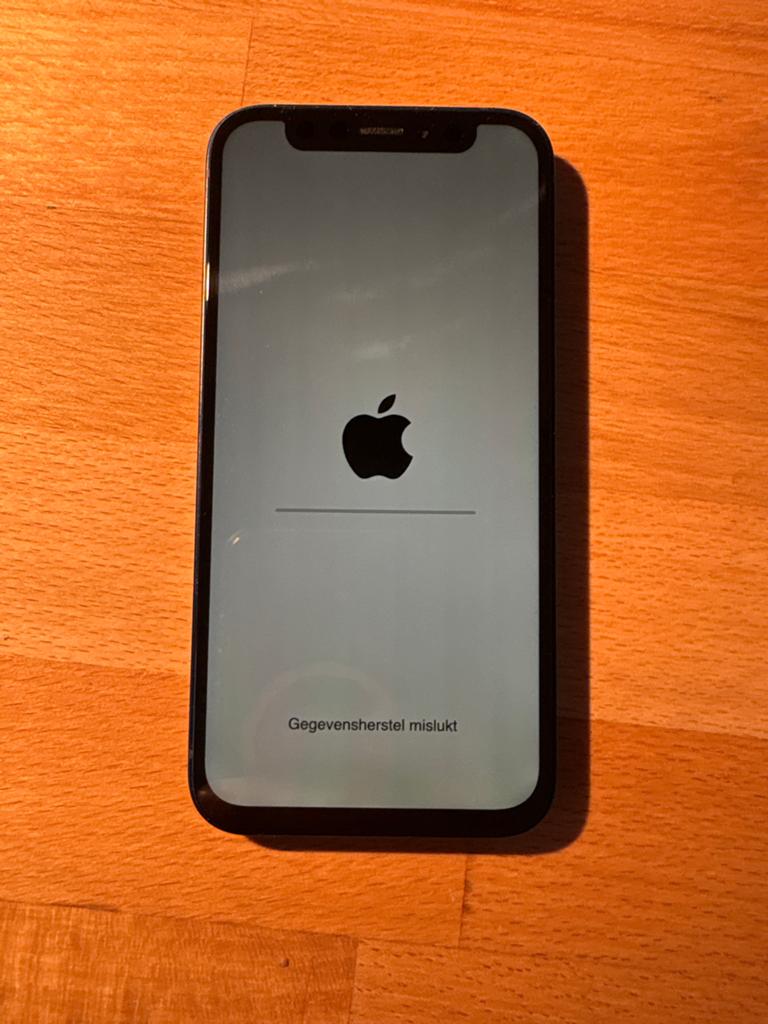 iPhone 12 mini met defect - Gegevensherstel mislukt, IPhone 12 Mini, 32 GB, Ophalen of Verzenden, Beek