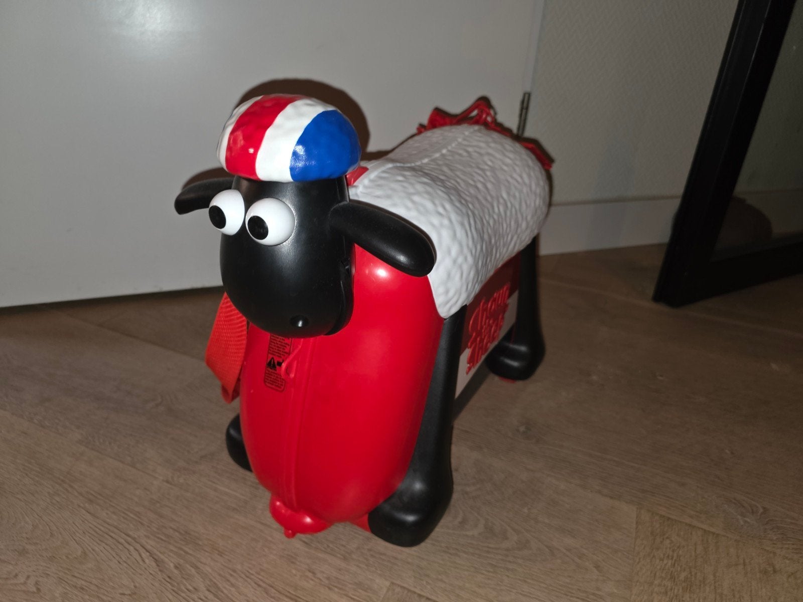 Kinderkoffer Shaun het Schaap - Handige Reiskoffer, Ophalen, Zo goed als nieuw