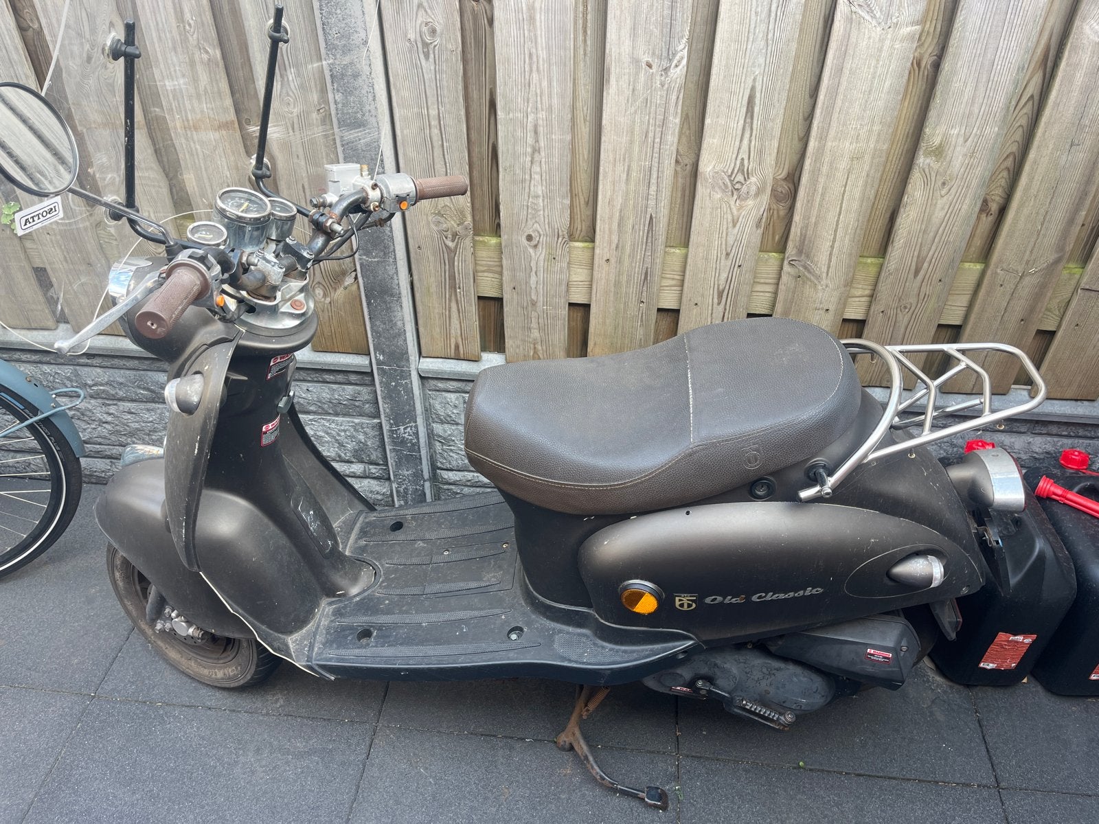 Opknapscooter BTC Old Classic, Fietsen en Brommers, Snorfietsen en Snorscooters, Ophalen, Gebruikt, Benzine, Overige merken