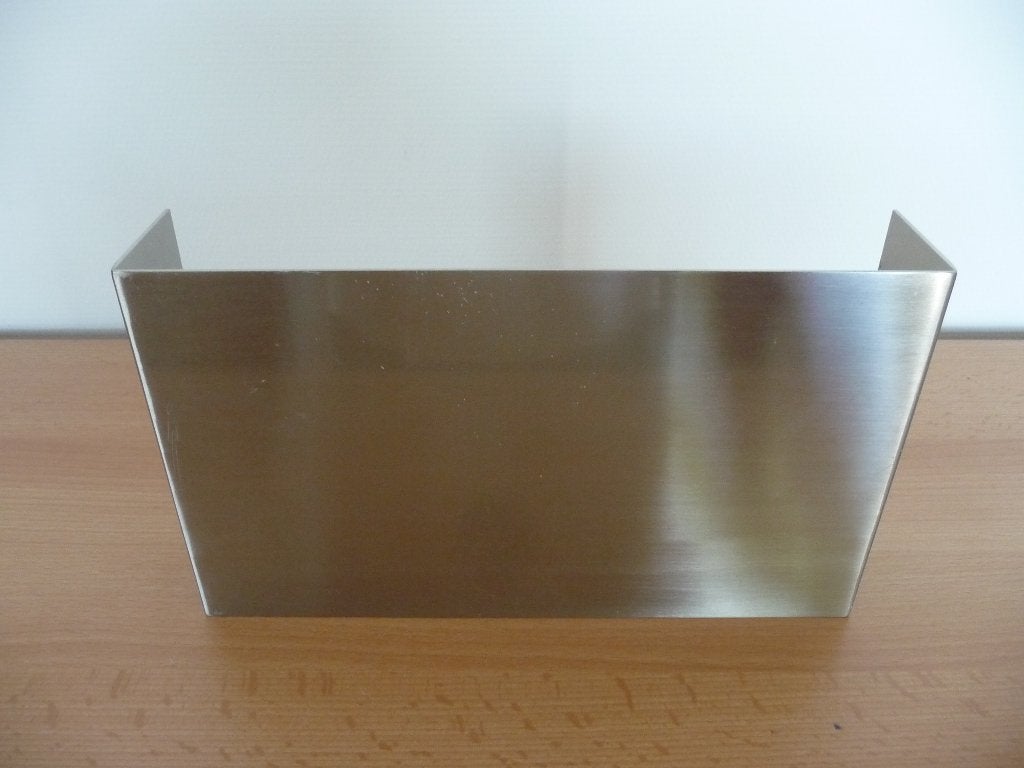 Rvs wandlamp modern en strak maat 24 X 14 X 5 cm, Ophalen of Verzenden