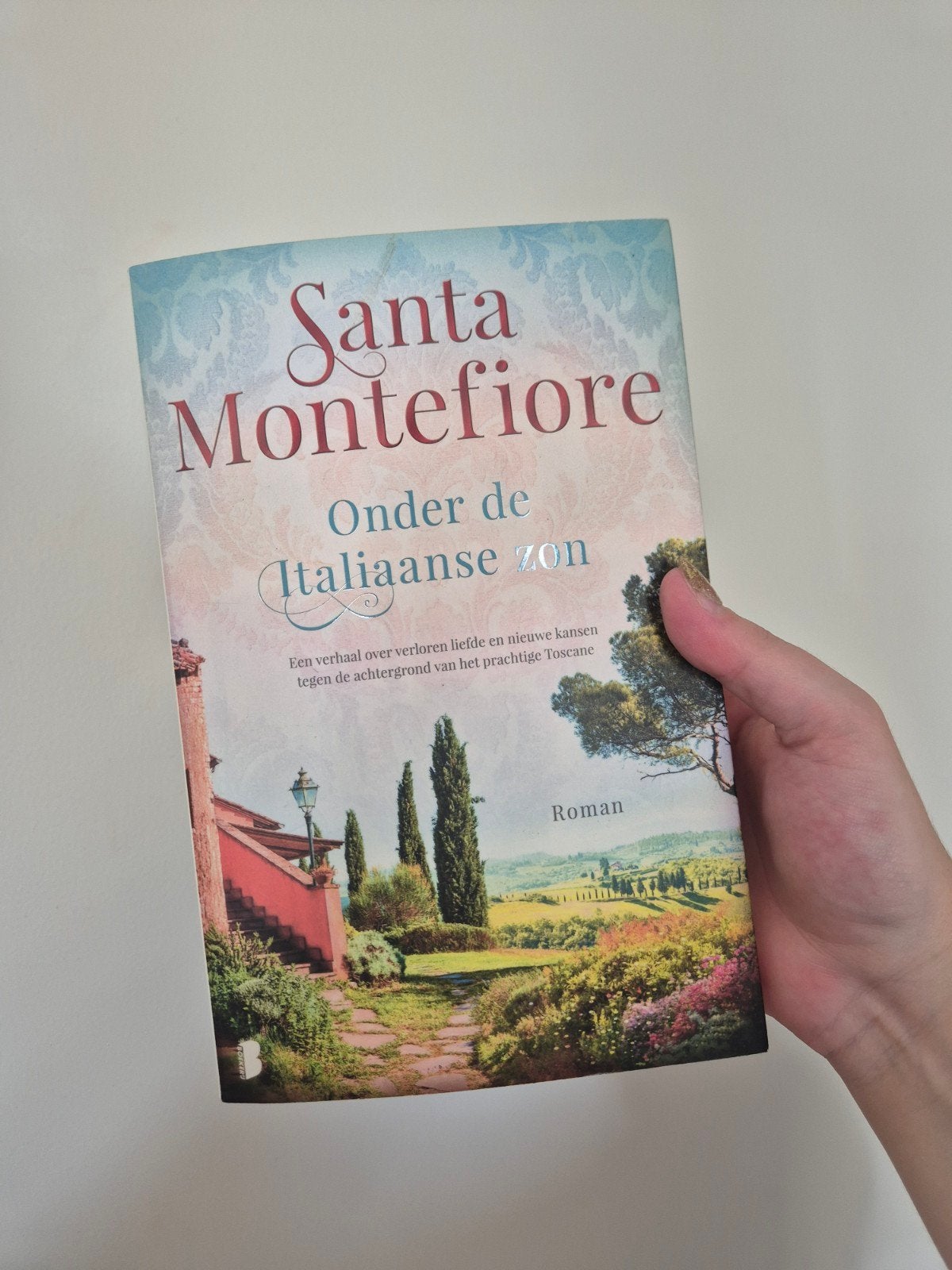 Santa Montefiore - Onder de Italiaanse zon (Roman), Ophalen of Verzenden, Santa Montefiore