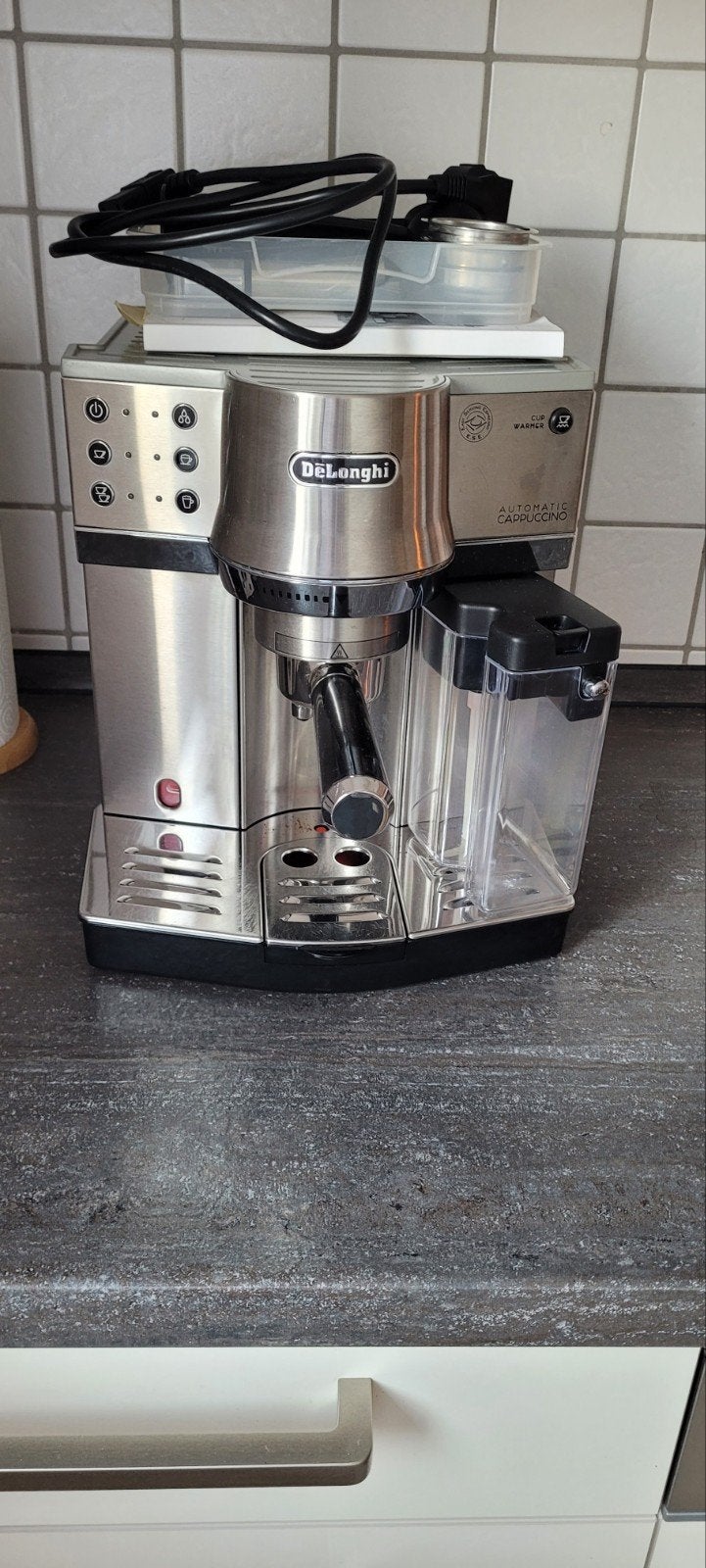 Delonghi Espresso apparaat, Ophalen of Verzenden, Zo goed als nieuw, Koffiemachine
