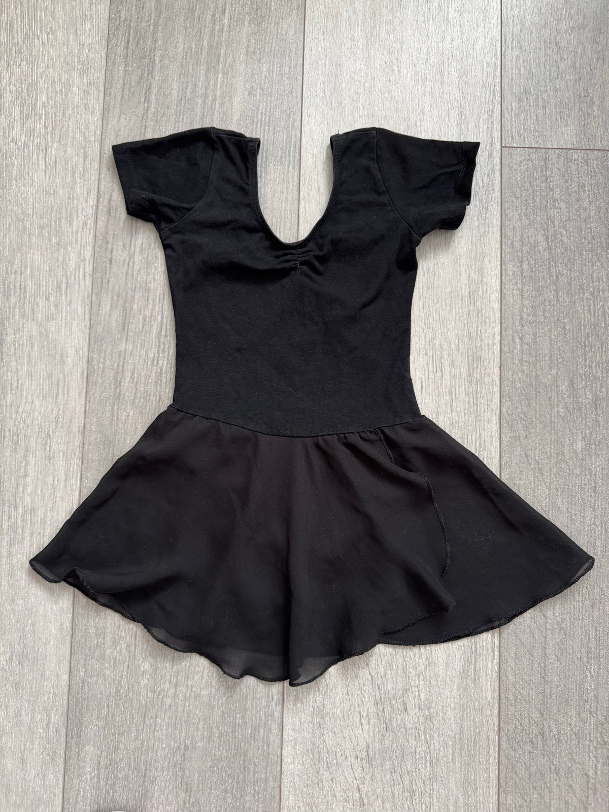 Meisje zwart balletpakje met rokje, Ophalen of Verzenden, Zo goed als nieuw, Kleding