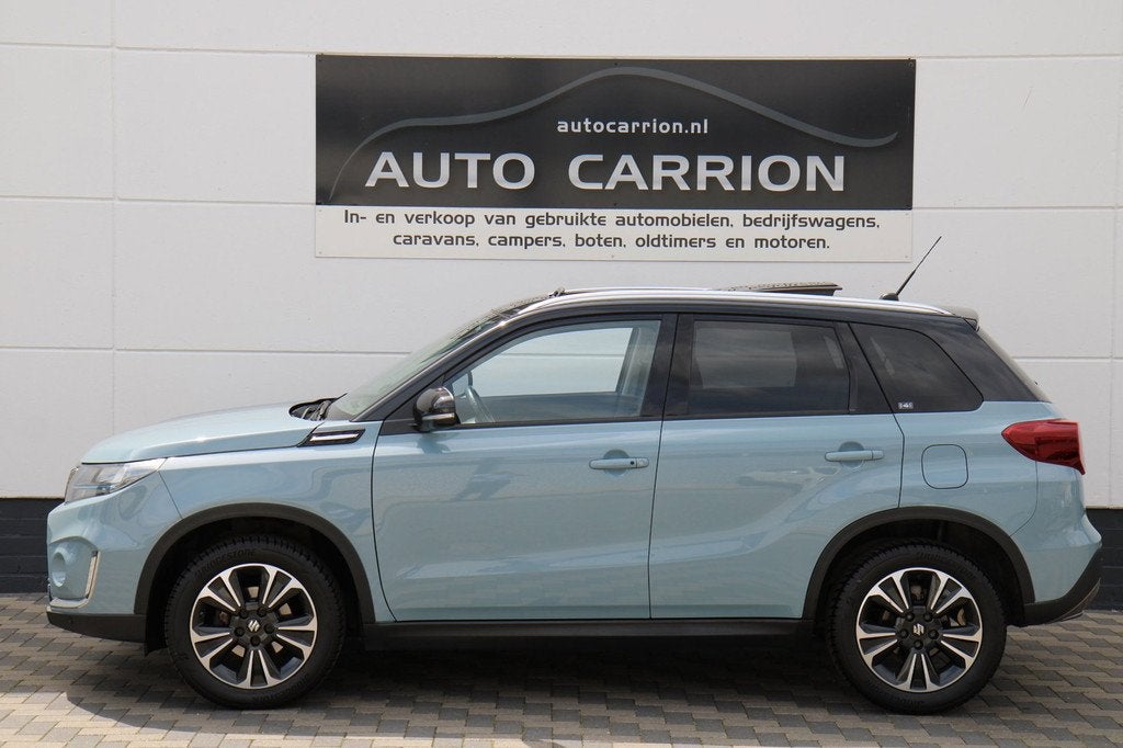 Suzuki Vitara 1.4 140PK AllGrip 4X4 Panoramadak Carplay luxe, Auto's, Suzuki, Gebruikt, Zwart, 4 cilinders, 129 pk